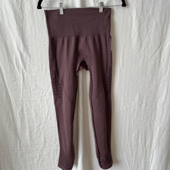 Gymshark Energy Seamless Shape Enhancing Legging Purple Cutout Size Small - Picture 3 of 11